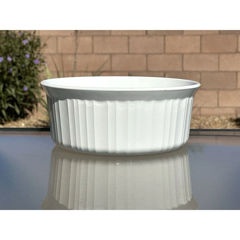 CorningWare French White F-16-B Casserole Dish 500 ML  No Lid